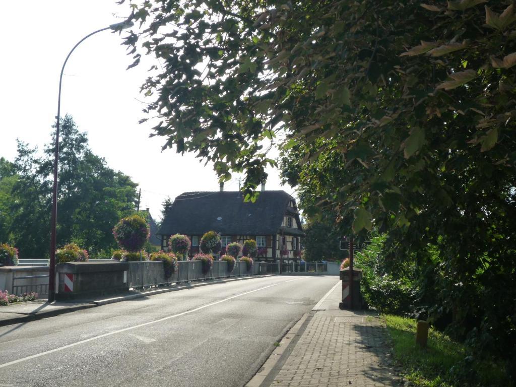 Chambres D'Hotes Les Chalinettes Fegersheim Exterior foto